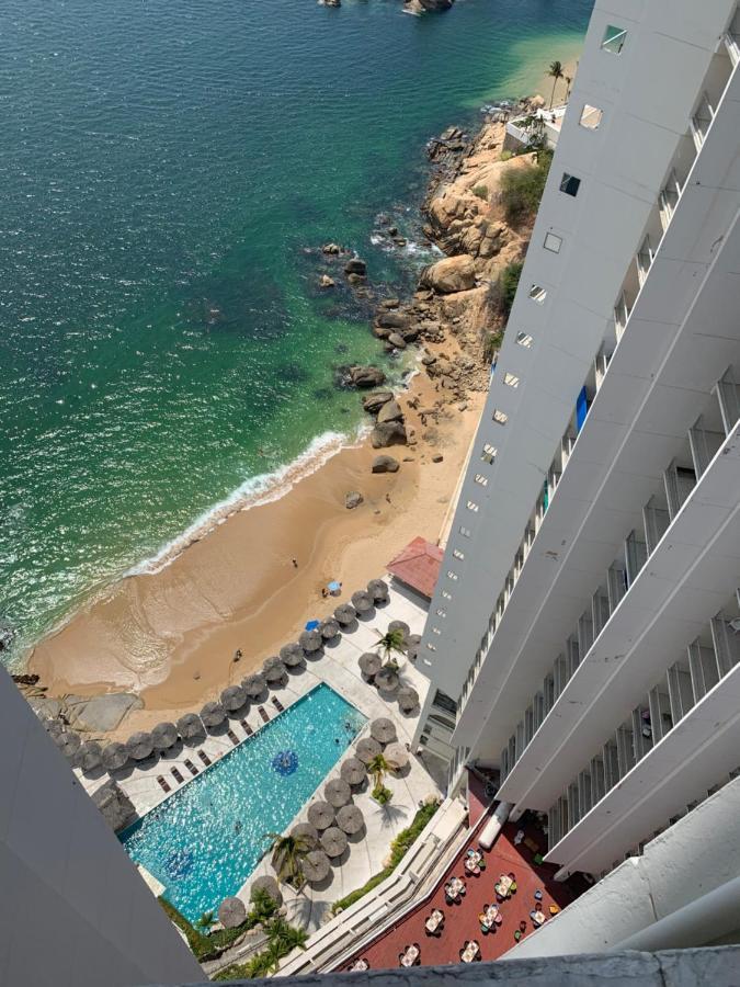 Suite frente al mar en el corazón de Acapulco Exterior foto